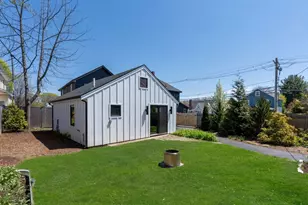 39 Topsfield Rd, Ipswich, MA 01938 - Photo 5