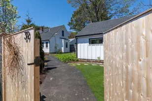 39 Topsfield Rd, Ipswich, MA 01938 - Photo 7