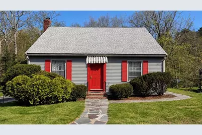 62 W Union St, Ashland, MA 01721 - Photo 1