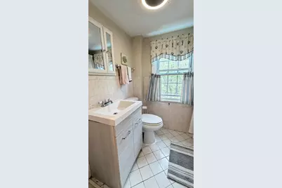 62 W Union St, Ashland, MA 01721 - Photo 15