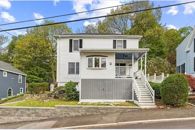 29 Woodlawn St, Lynn, MA 01904 - Photo 1