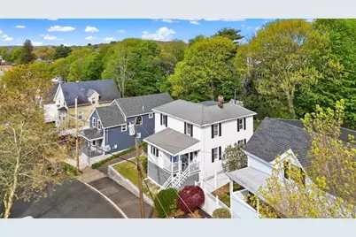 29 Woodlawn St, Lynn, MA 01904 - Photo 1
