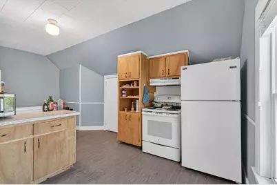 6 Hampshire St, Everett, MA 02149 - Photo 35
