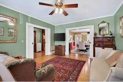 6 Hampshire St, Everett, MA 02149 - Photo 9