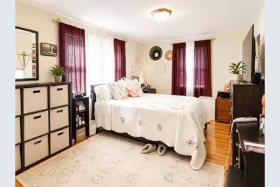 18 Pierce St, Malden, MA 02148 - Photo 5