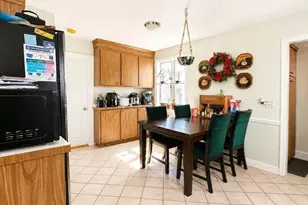 18 Pierce St, Malden, MA 02148 - Photo 15