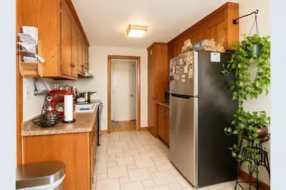 18 Pierce St, Malden, MA 02148 - Photo 17