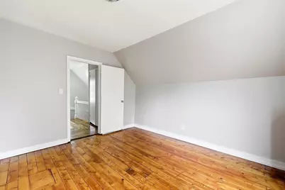 9 Owens Pl, Holyoke, MA 01040 - Photo 7