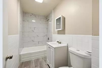 9 Owens Pl, Holyoke, MA 01040 - Photo 11