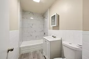 9 Owens Pl, Holyoke, MA 01040 - Photo 11