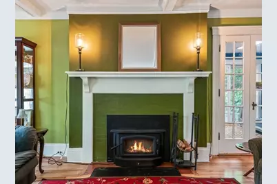 8 Montvale, Worcester, MA 01609 - Photo 5