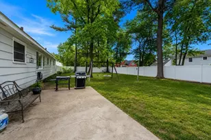 251 High St Ext, Lancaster, MA 01523 - Photo 3