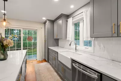 97 Batchelder Rd, Reading, MA 01867 - Photo 15
