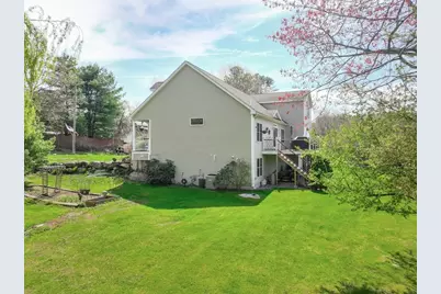 33 Park Ter, Dracut, MA 01826 - Photo 9