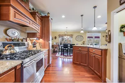33 Park Ter, Dracut, MA 01826 - Photo 17