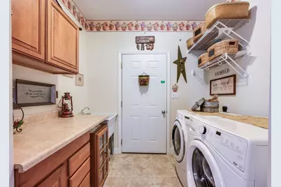 33 Park Ter, Dracut, MA 01826 - Photo 37
