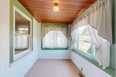 315 Hillside Ave, Holyoke, MA 01040 - Photo 11