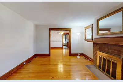 315 Hillside Ave, Holyoke, MA 01040 - Photo 13