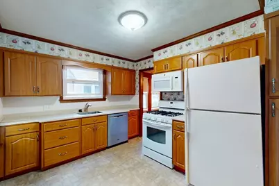 315 Hillside Ave, Holyoke, MA 01040 - Photo 31