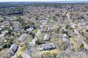 7 Linnell Ln, Yarmouth, MA 02675 - Photo 39