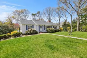 7 Linnell Ln, Yarmouth, MA 02675 - Photo 3