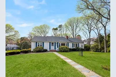 7 Linnell Ln, Yarmouth, MA 02675 - Photo 1