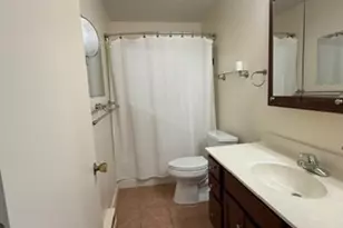 121 Bailey St, Worcester, MA 01602 - Photo 9