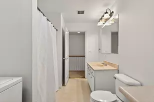173 Johnson St, Leominster, MA 01453 - Photo 21