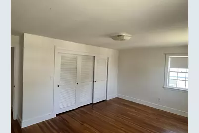 40 Elm St, Milton, MA 02186 - Photo 3