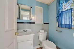 19 Lochmere Ave, Weymouth, MA 02191 - Photo 15
