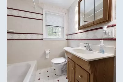 84 Hinckley Cir, Barnstable, MA 02655 - Photo 17