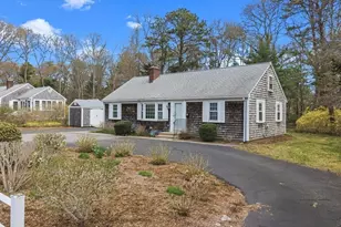 84 Hinckley Cir, Barnstable, MA 02655 - Photo 33