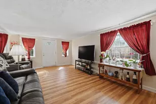 366 Mt Wayte Ave, Framingham, MA 01702 - Photo 15
