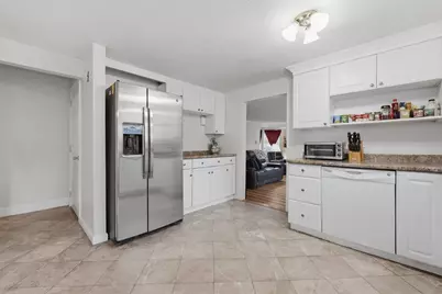 366 Mount Wayte Ave, Framingham, MA 01702 - Photo 11