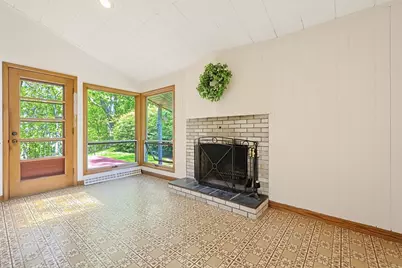 21 Daggett Road, Attleboro, MA 02703 - Photo 5