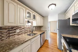 111 Patrick Rd, Tewksbury, MA 01876 - Photo 9