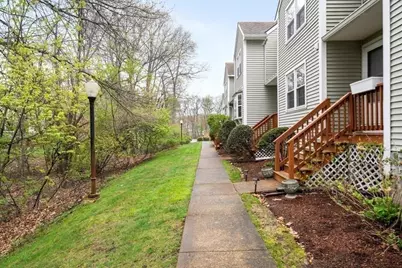 111 Patrick Rd #111, Tewksbury, MA 01876 - Photo 5