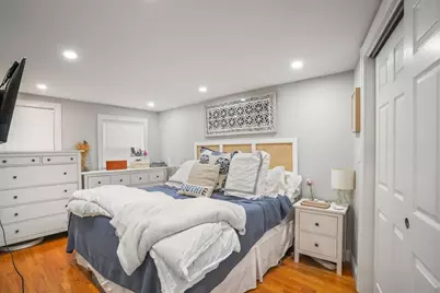 85 F St #1, Boston, MA 02127 - Photo 5