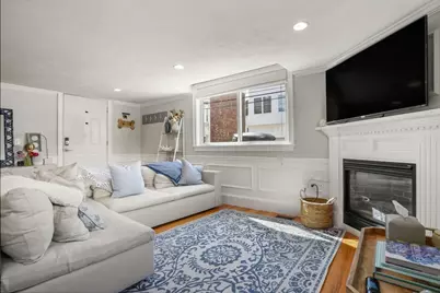 85 F St #1, Boston, MA 02127 - Photo 1