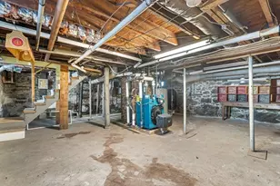 273 Rogers St, Lowell, MA 01852 - Photo 35
