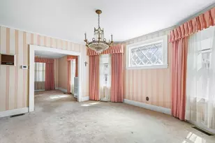 273 Rogers St, Lowell, MA 01852 - Photo 23