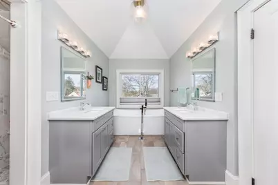 26 Cedar St #2, Marblehead, MA 01945 - Photo 23