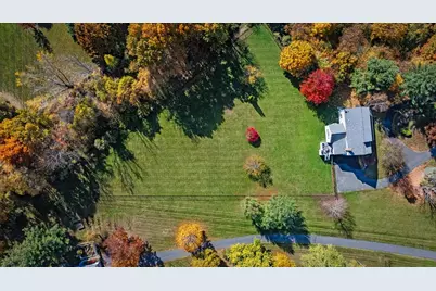 103 Barker St, North Andover, MA 01845 - Photo 9
