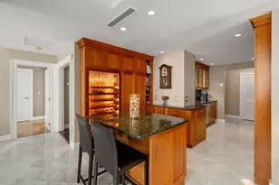 6 Edgerly Pl, Boston, MA 02116 - Photo 7