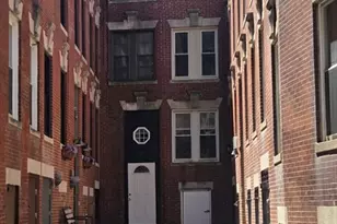 3 Holden Ct, Boston, MA 02109 - Photo 1