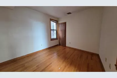 3 Holden Court, Boston, MA 02109 - Photo 11