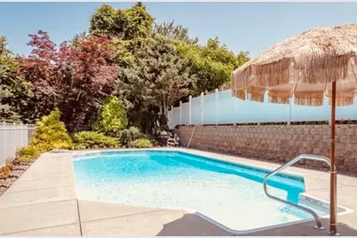 24 Old Feeding Hills Rd, Westfield, MA 01085 - Photo 11
