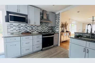24 Old Feeding Hills Rd, Westfield, MA 01085 - Photo 5