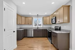 22 Greystone, Haverhill, MA 01835 - Photo 11