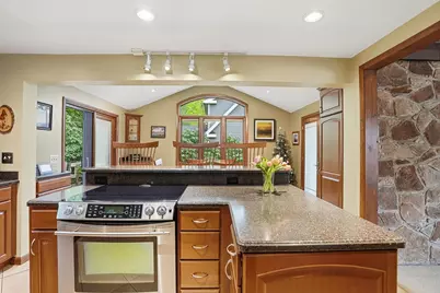 460 Lake Ave, Worcester, MA 01604 - Photo 11